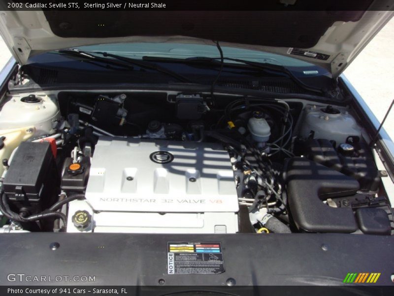 Sterling Silver / Neutral Shale 2002 Cadillac Seville STS