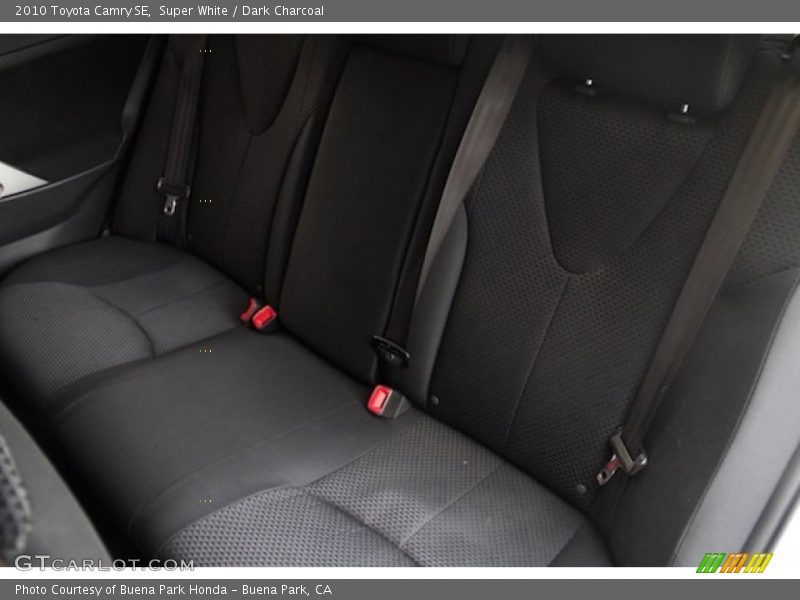 Super White / Dark Charcoal 2010 Toyota Camry SE