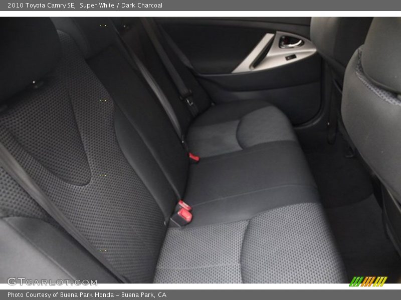 Super White / Dark Charcoal 2010 Toyota Camry SE