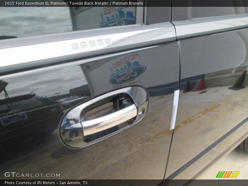 Tuxedo Black Metallic / Platinum Brunello 2015 Ford Expedition EL Platinum