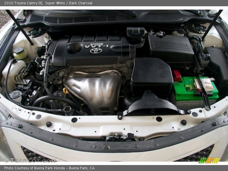 Super White / Dark Charcoal 2010 Toyota Camry SE