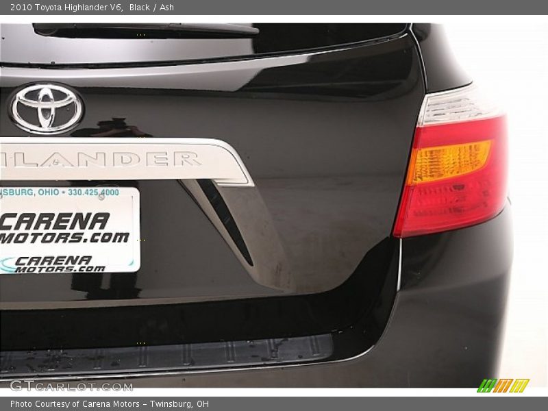 Black / Ash 2010 Toyota Highlander V6