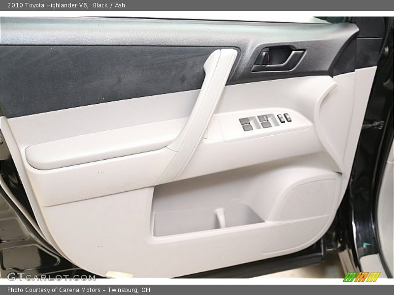 Black / Ash 2010 Toyota Highlander V6