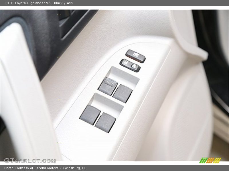 Black / Ash 2010 Toyota Highlander V6