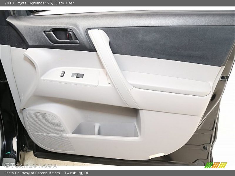 Black / Ash 2010 Toyota Highlander V6