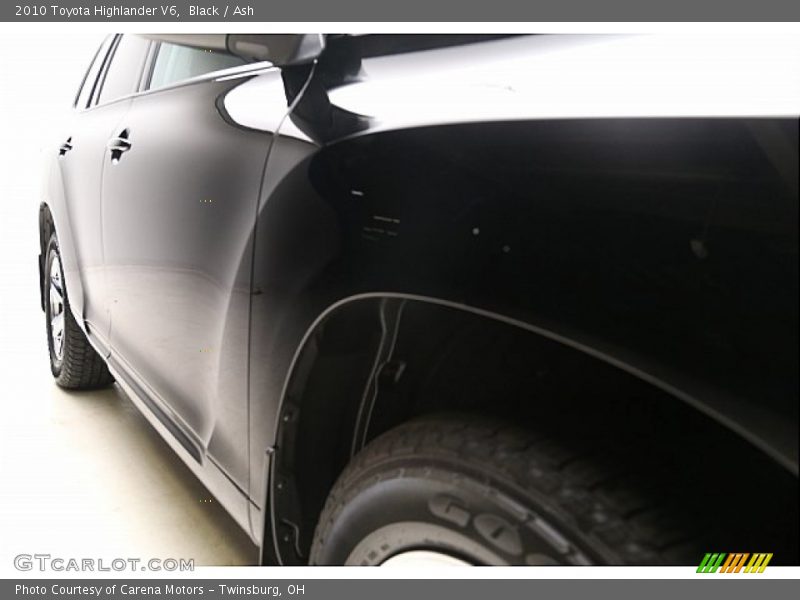 Black / Ash 2010 Toyota Highlander V6