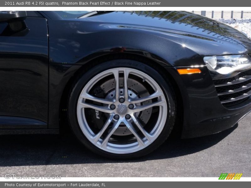 Phantom Black Pearl Effect / Black Fine Nappa Leather 2011 Audi R8 4.2 FSI quattro