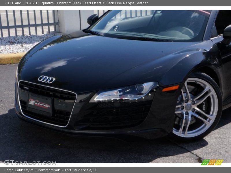 Phantom Black Pearl Effect / Black Fine Nappa Leather 2011 Audi R8 4.2 FSI quattro