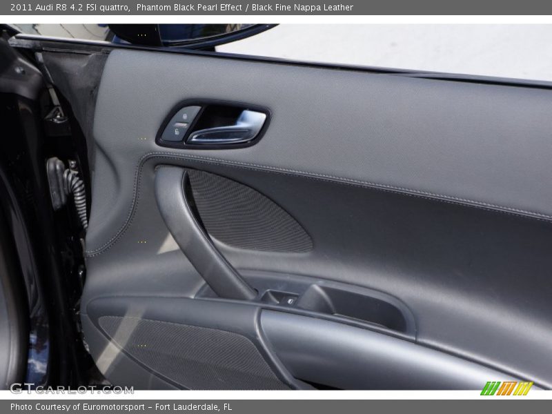 Phantom Black Pearl Effect / Black Fine Nappa Leather 2011 Audi R8 4.2 FSI quattro