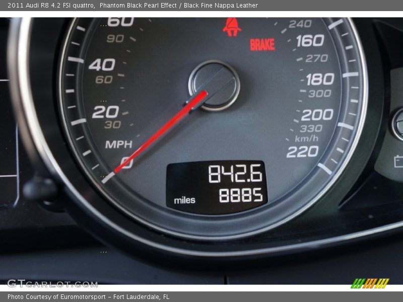 Phantom Black Pearl Effect / Black Fine Nappa Leather 2011 Audi R8 4.2 FSI quattro