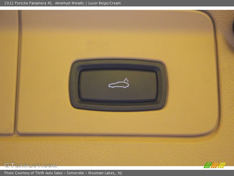 Amethyst Metallic / Luxor Beige/Cream 2012 Porsche Panamera 4S