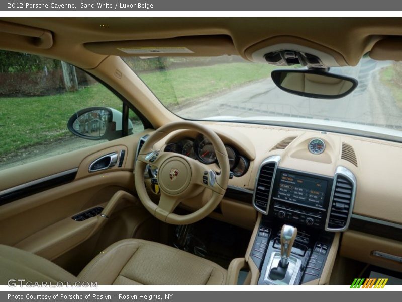 Sand White / Luxor Beige 2012 Porsche Cayenne