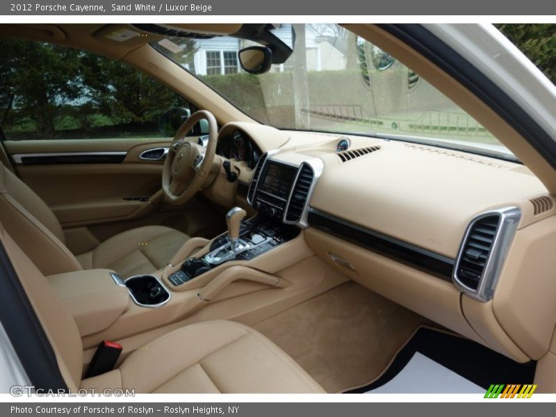 Sand White / Luxor Beige 2012 Porsche Cayenne