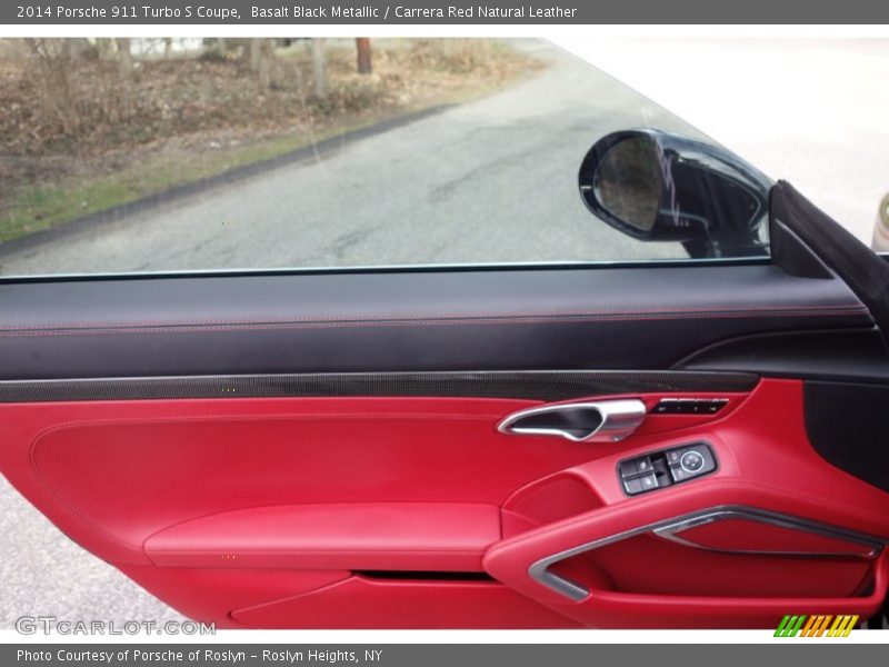 Door Panel of 2014 911 Turbo S Coupe