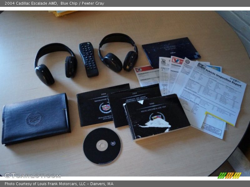 Entertainment System of 2004 Escalade AWD