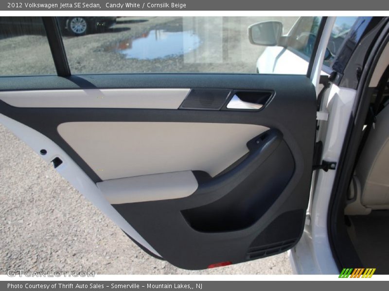 Candy White / Cornsilk Beige 2012 Volkswagen Jetta SE Sedan