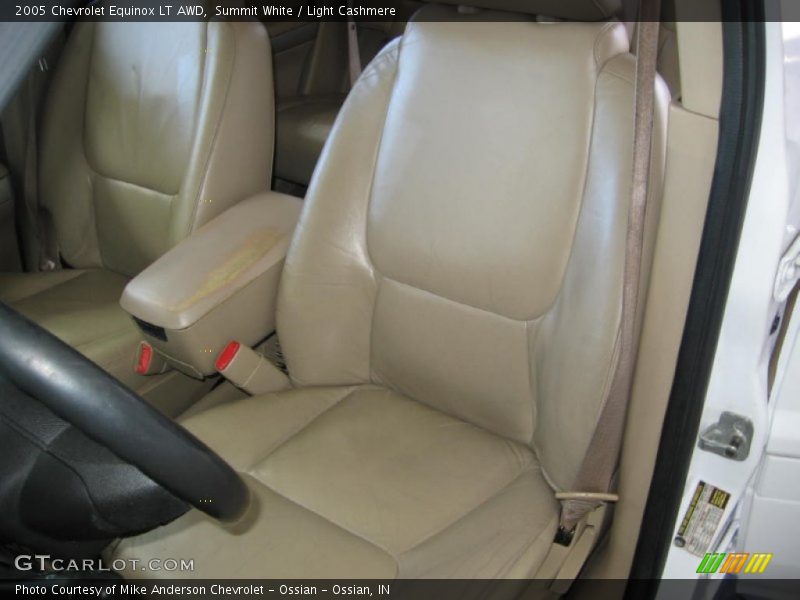 Summit White / Light Cashmere 2005 Chevrolet Equinox LT AWD