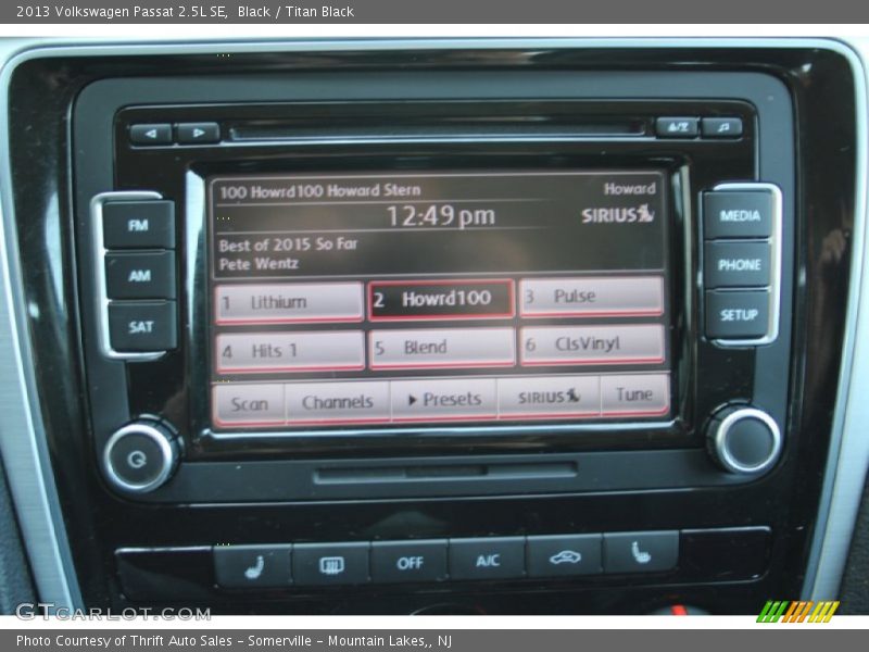 Black / Titan Black 2013 Volkswagen Passat 2.5L SE