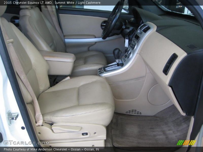 Summit White / Light Cashmere 2005 Chevrolet Equinox LT AWD