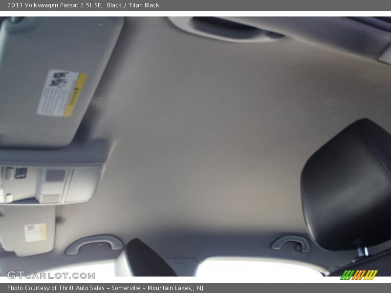 Black / Titan Black 2013 Volkswagen Passat 2.5L SE