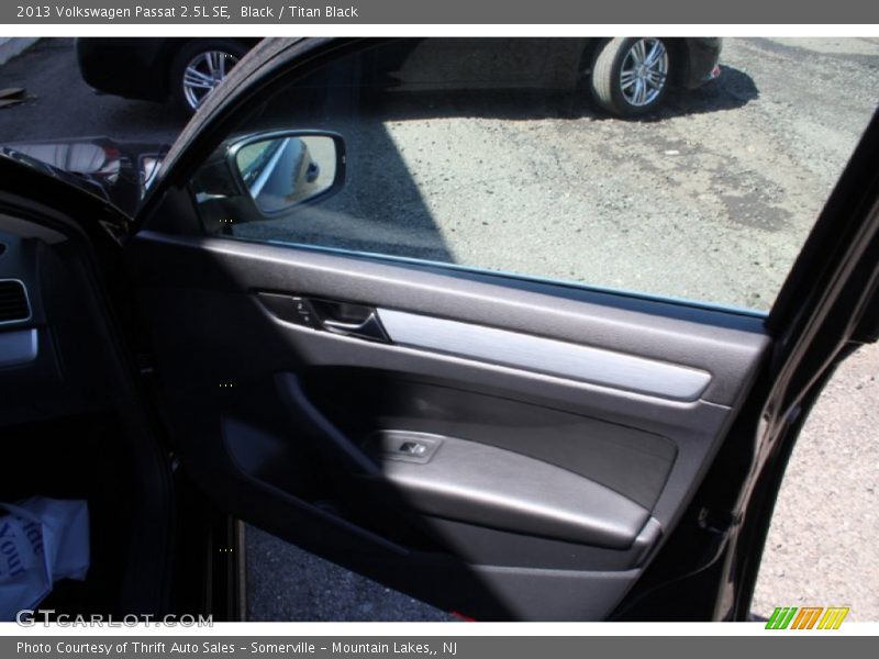 Black / Titan Black 2013 Volkswagen Passat 2.5L SE