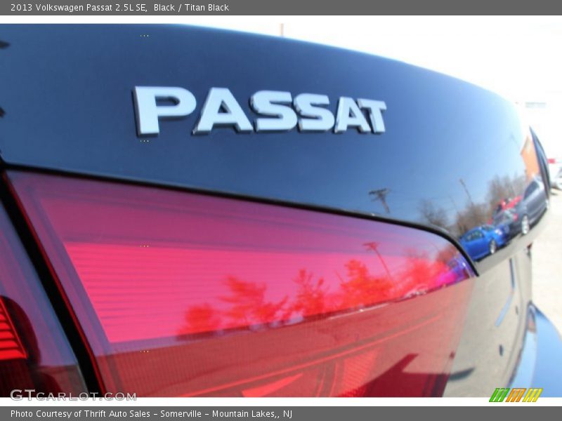 Black / Titan Black 2013 Volkswagen Passat 2.5L SE