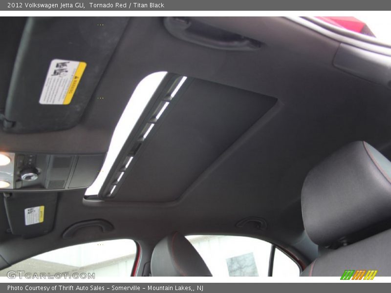 Tornado Red / Titan Black 2012 Volkswagen Jetta GLI