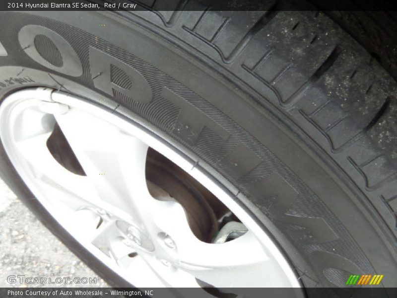 Red / Gray 2014 Hyundai Elantra SE Sedan