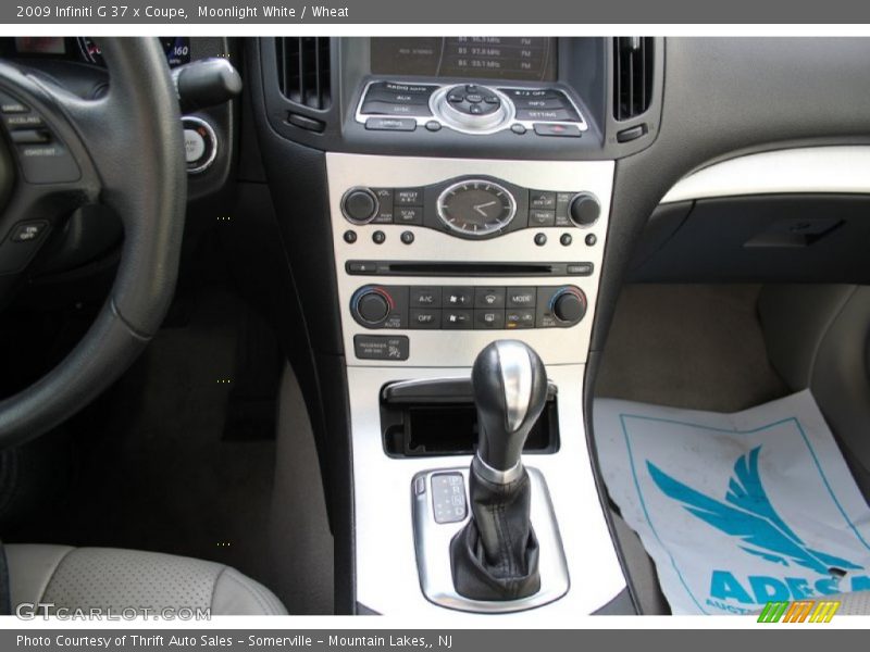 Moonlight White / Wheat 2009 Infiniti G 37 x Coupe