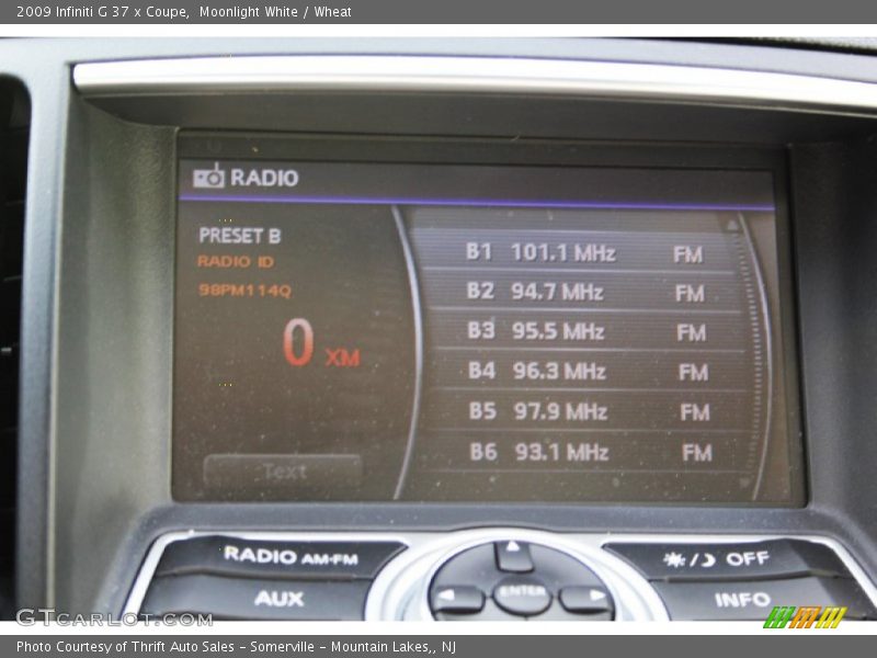 Moonlight White / Wheat 2009 Infiniti G 37 x Coupe