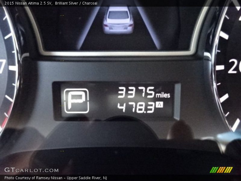 Brilliant Silver / Charcoal 2015 Nissan Altima 2.5 SV