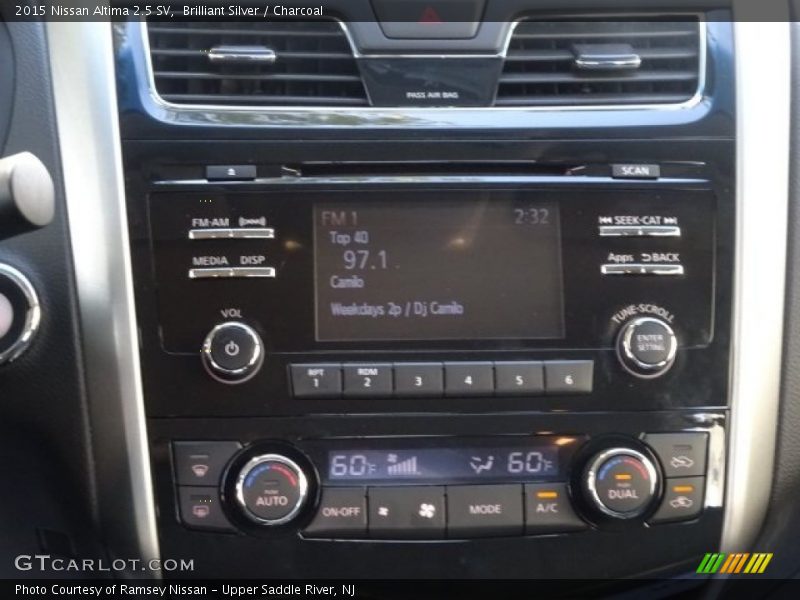 Brilliant Silver / Charcoal 2015 Nissan Altima 2.5 SV