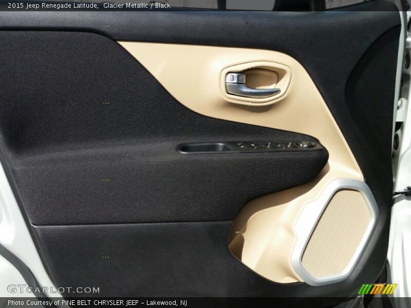 Glacier Metallic / Black 2015 Jeep Renegade Latitude
