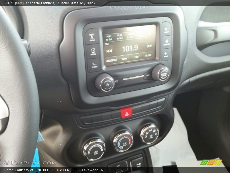 Glacier Metallic / Black 2015 Jeep Renegade Latitude