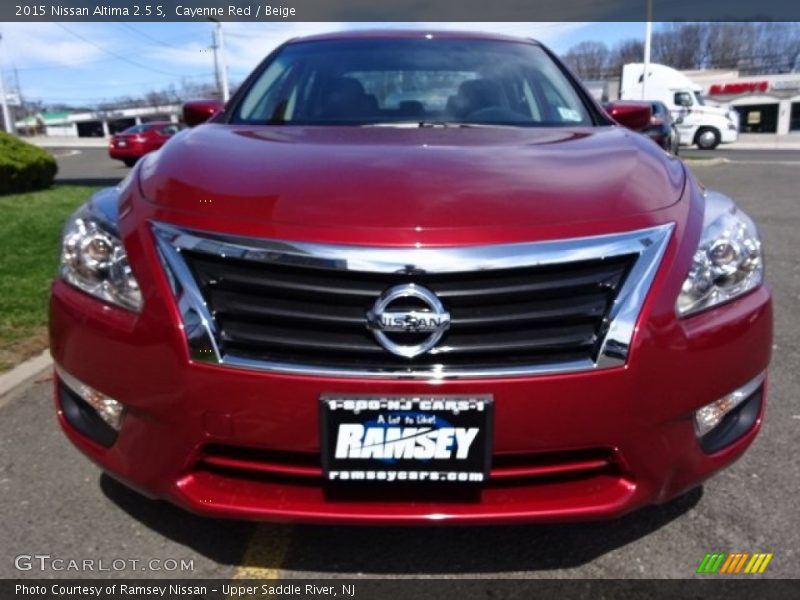 Cayenne Red / Beige 2015 Nissan Altima 2.5 S