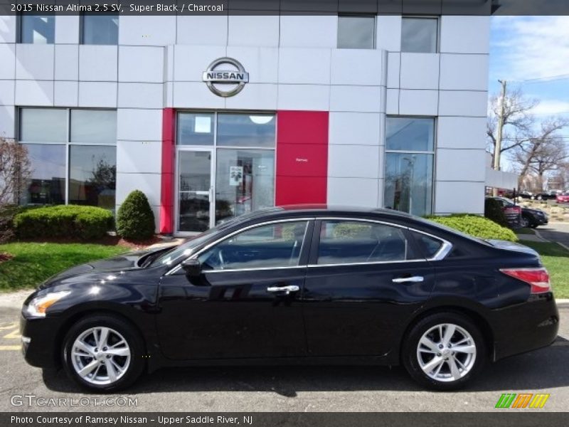 Super Black / Charcoal 2015 Nissan Altima 2.5 SV