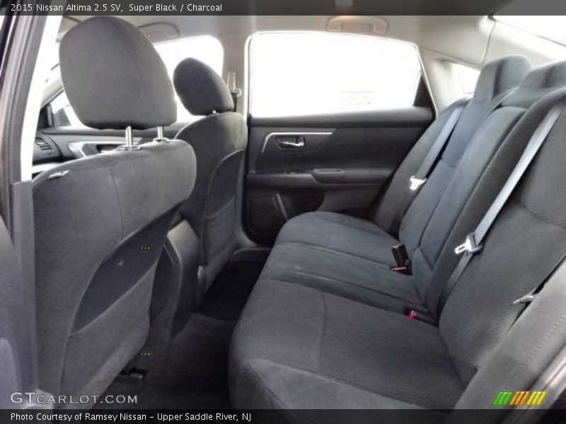 Super Black / Charcoal 2015 Nissan Altima 2.5 SV