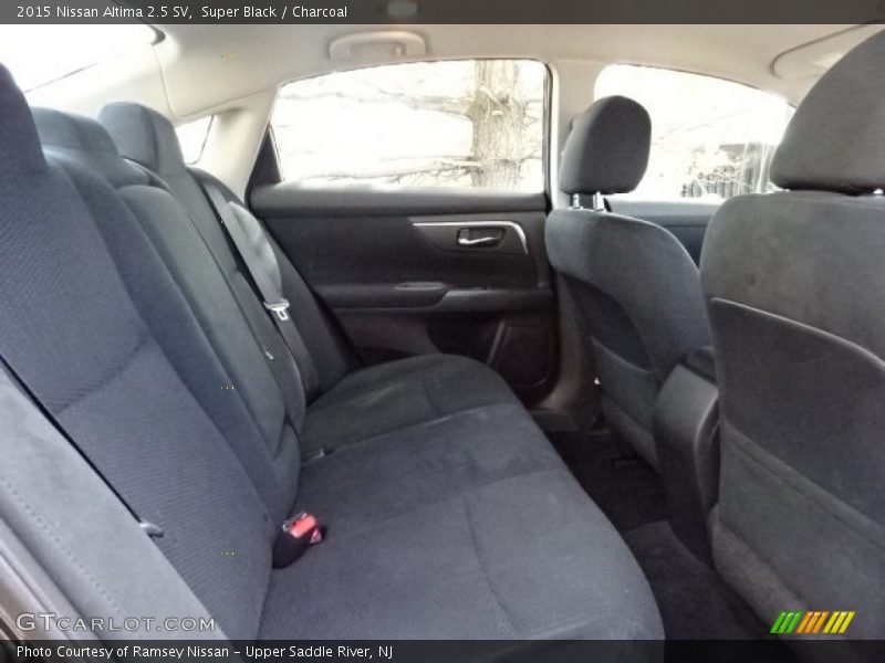 Super Black / Charcoal 2015 Nissan Altima 2.5 SV