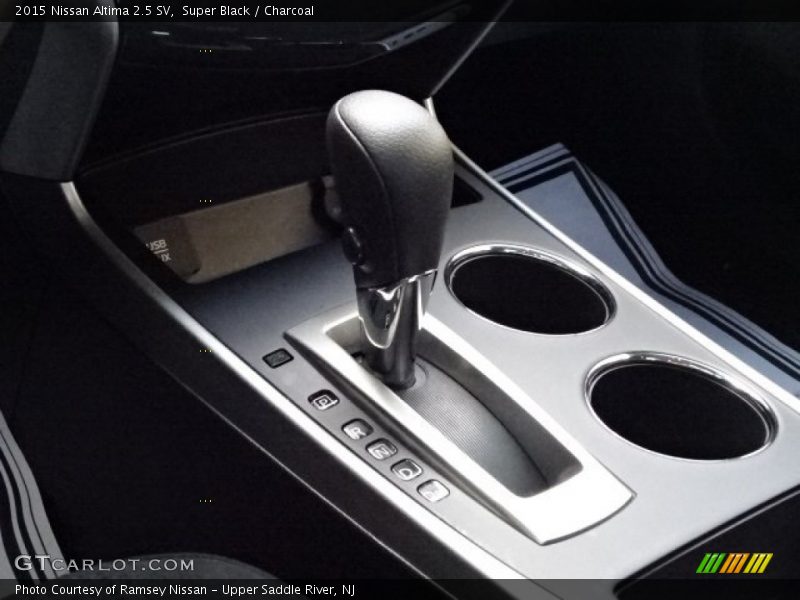 Super Black / Charcoal 2015 Nissan Altima 2.5 SV