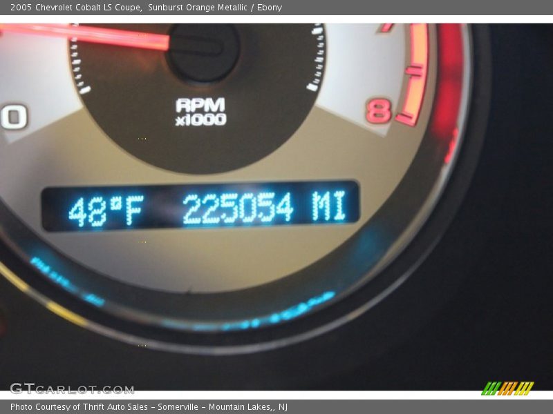Sunburst Orange Metallic / Ebony 2005 Chevrolet Cobalt LS Coupe