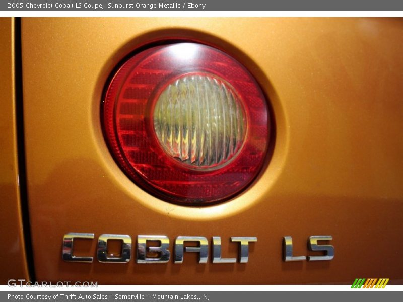 Sunburst Orange Metallic / Ebony 2005 Chevrolet Cobalt LS Coupe