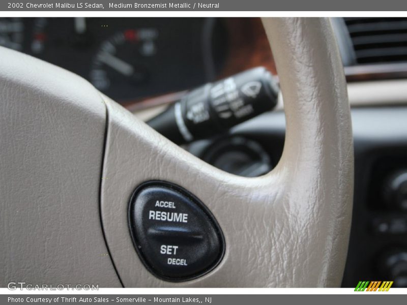 Medium Bronzemist Metallic / Neutral 2002 Chevrolet Malibu LS Sedan