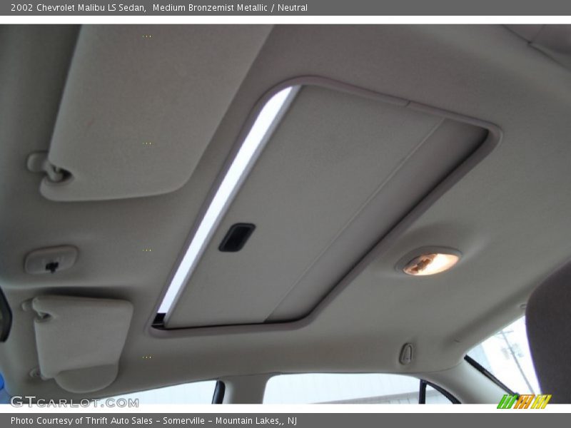 Medium Bronzemist Metallic / Neutral 2002 Chevrolet Malibu LS Sedan