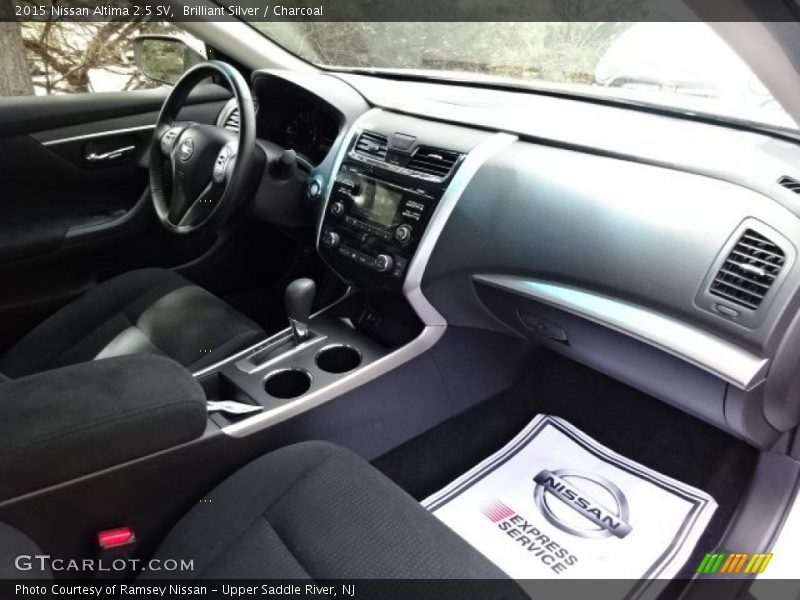 Brilliant Silver / Charcoal 2015 Nissan Altima 2.5 SV