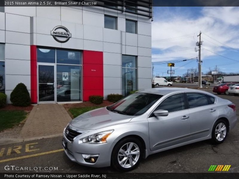 Brilliant Silver / Charcoal 2015 Nissan Altima 2.5 SV
