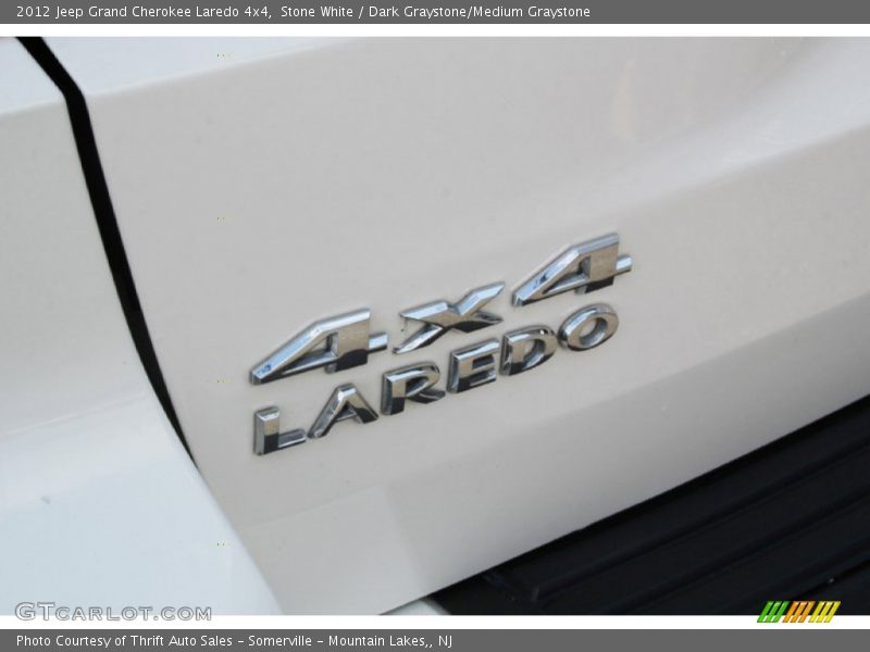 Stone White / Dark Graystone/Medium Graystone 2012 Jeep Grand Cherokee Laredo 4x4