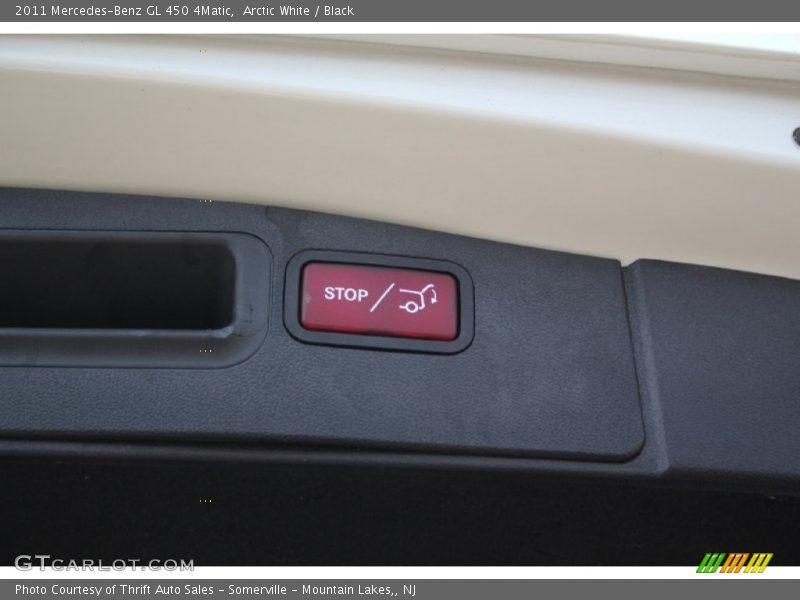 Arctic White / Black 2011 Mercedes-Benz GL 450 4Matic