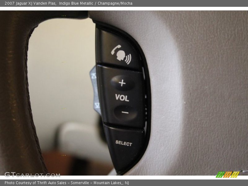 Indigo Blue Metallic / Champagne/Mocha 2007 Jaguar XJ Vanden Plas