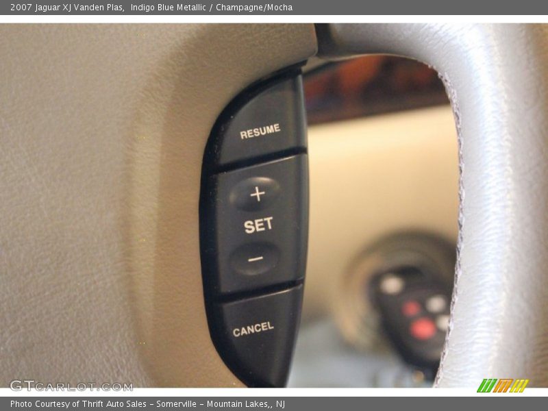 Indigo Blue Metallic / Champagne/Mocha 2007 Jaguar XJ Vanden Plas