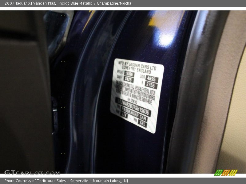 Indigo Blue Metallic / Champagne/Mocha 2007 Jaguar XJ Vanden Plas